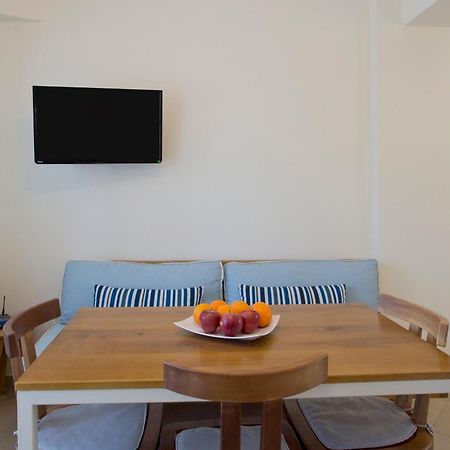 Santorini Med Homes - Sunday Apartment Mesaria Exteriör bild