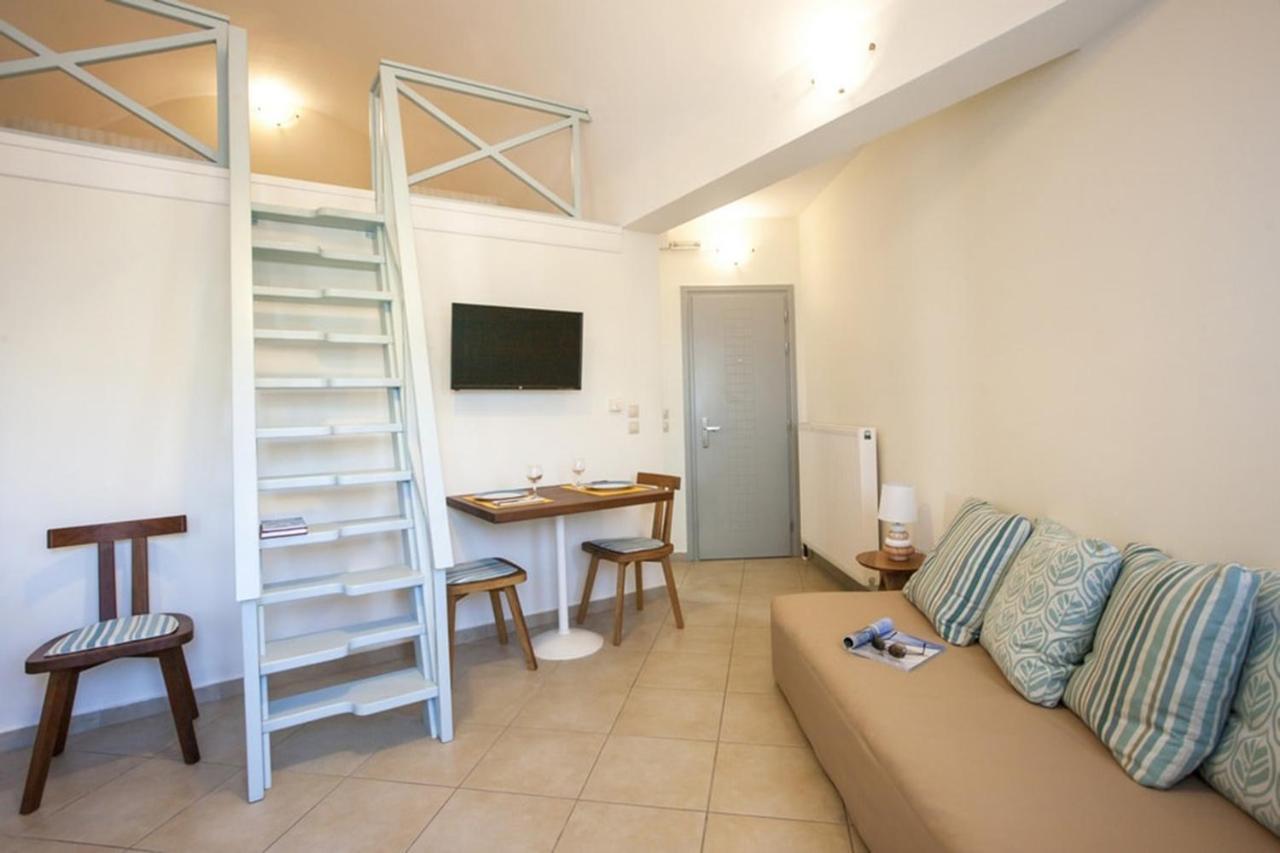 Santorini Med Homes - Sunday Apartment Mesaria Exteriör bild